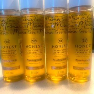 BRAND NEW CLEAN CURVES CLEANSING OIL